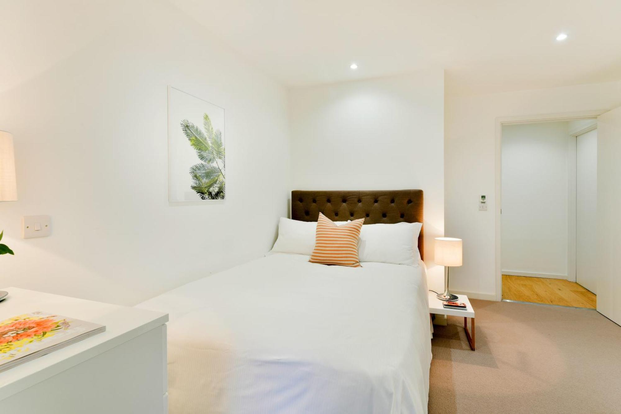 Madison Hill - Clapham South 1 - Two Bedroom Flat Лондон Екстериор снимка
