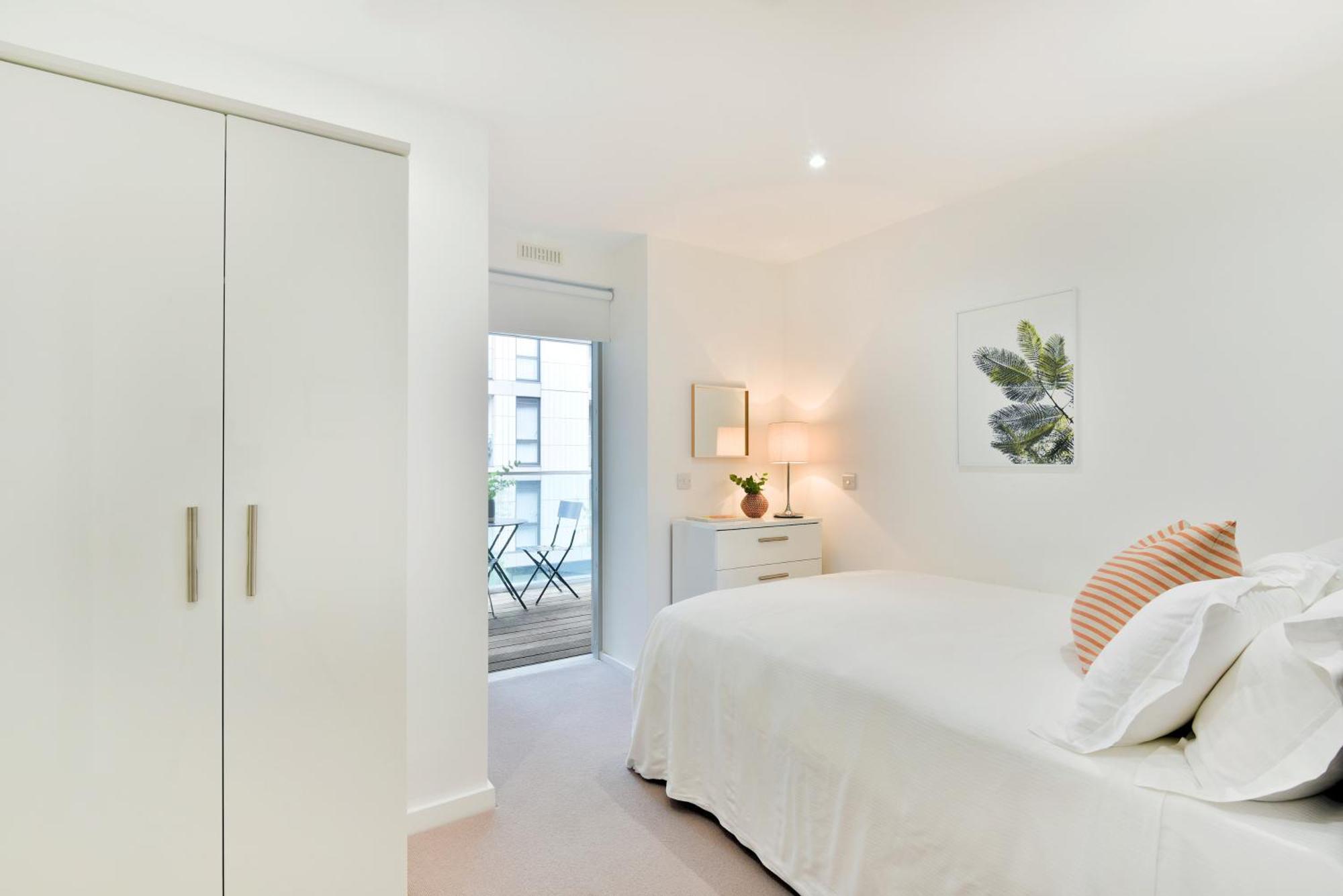 Madison Hill - Clapham South 1 - Two Bedroom Flat Лондон Екстериор снимка